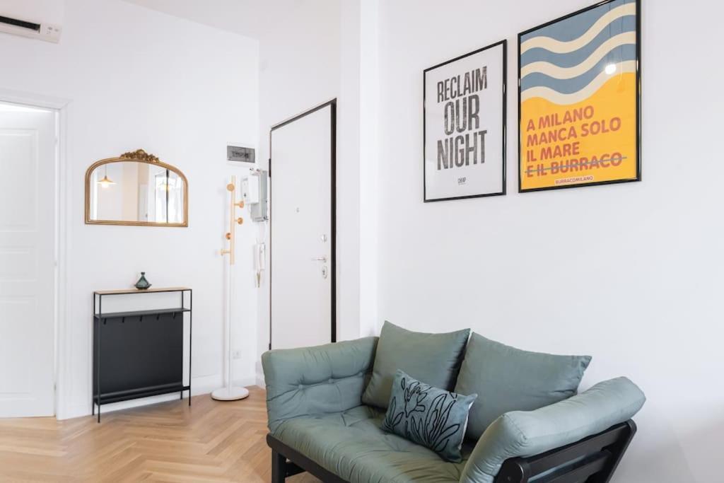 Easylife - Apartment With Balcony Near Navigli Милан Экстерьер фото